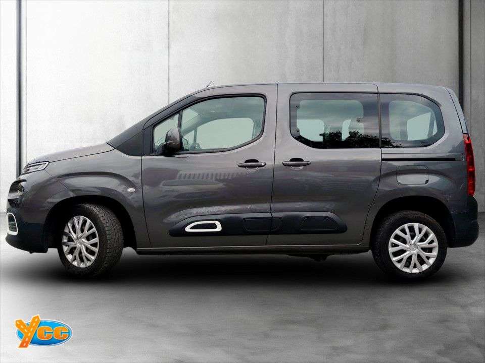 A 2020 CITROEN BERLINGO 1.5 BlueHDi Feel M MPV 5dr Diesel Manual Euro 6 (75 ps) 6 STAMP FULL DEALER A 2020 CITROEN BERLINGO 1.5 BlueHDi Feel M MPV 5dr Diesel Manual Euro 6 (75 ps) 6 STAMP FULL DEALER
