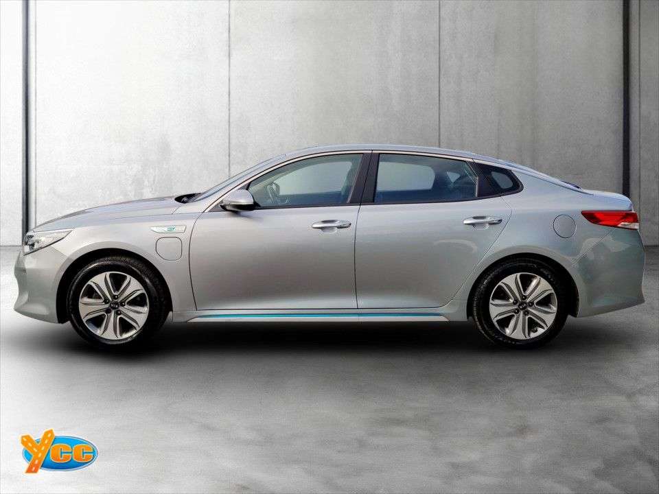 A 2016 KIA OPTIMA 2.0h GDi 9.8kWh Saloon 4dr Petrol Plug-in Hybrid Auto Euro 6 (202 bhp) 9 ST A 2016 KIA OPTIMA 2.0h GDi 9.8kWh Saloon 4dr Petrol Plug-in Hybrid Auto Euro 6 (202 bhp) 9 ST