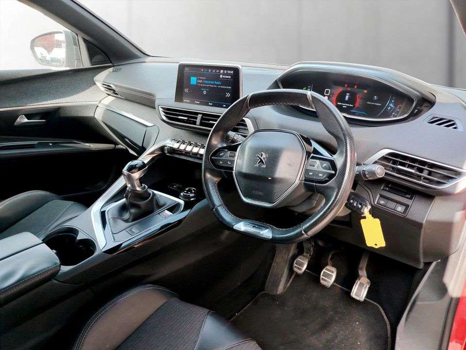 2017 PEUGEOT 3008 2017 PEUGEOT 3008