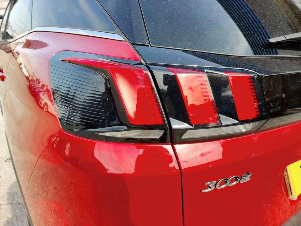2017 PEUGEOT 3008 2017 PEUGEOT 3008