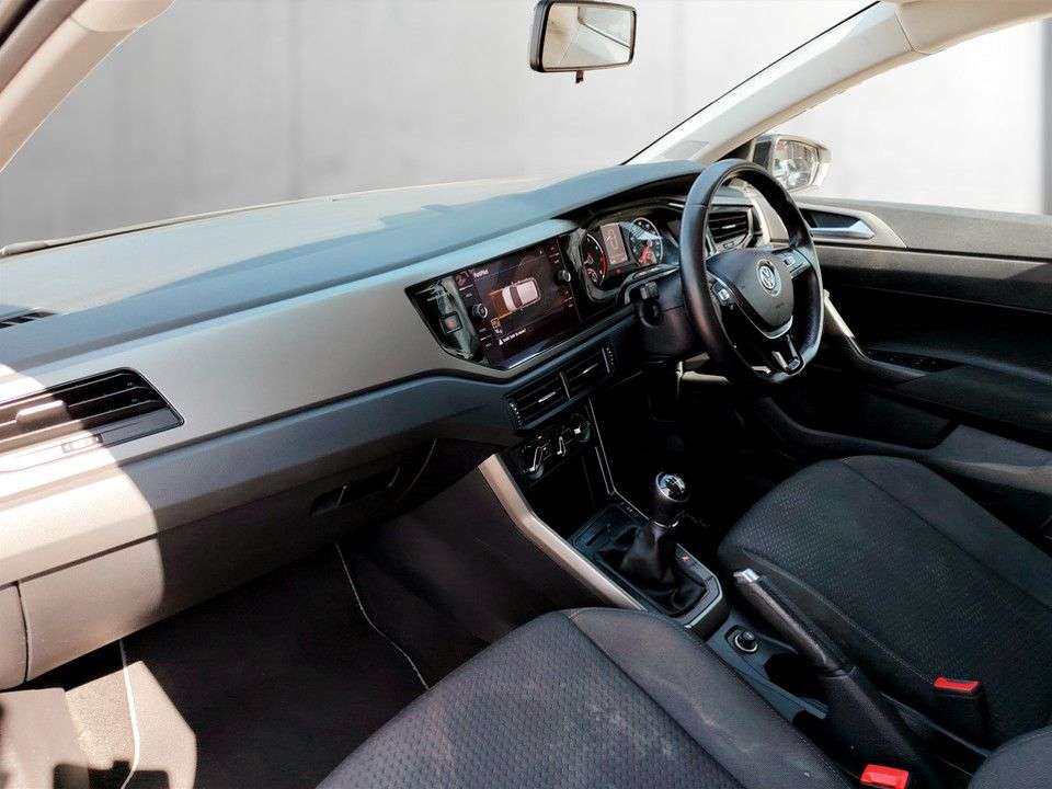 2021 VOLKSWAGEN POLO 2021 VOLKSWAGEN POLO