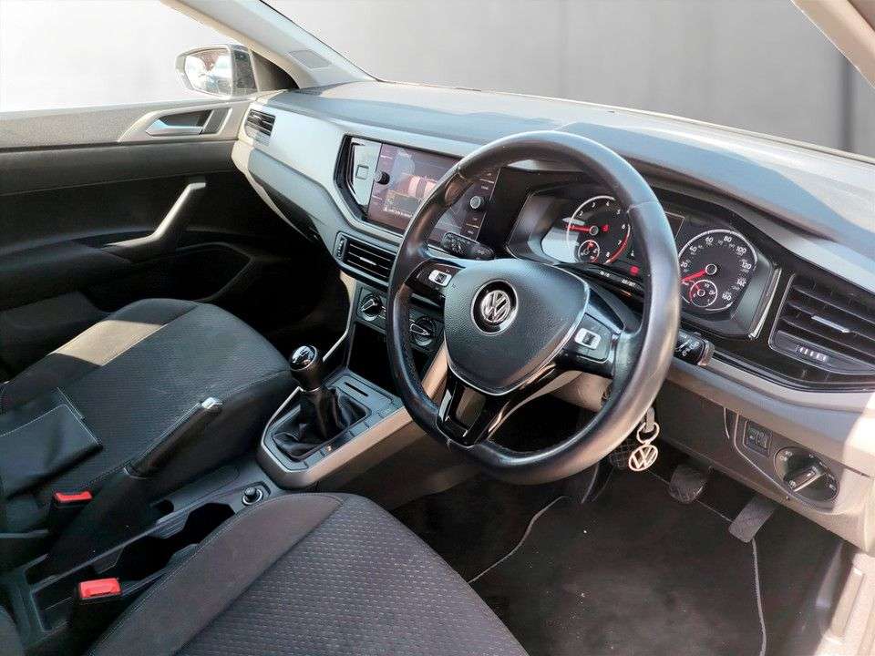 2021 VOLKSWAGEN POLO 2021 VOLKSWAGEN POLO