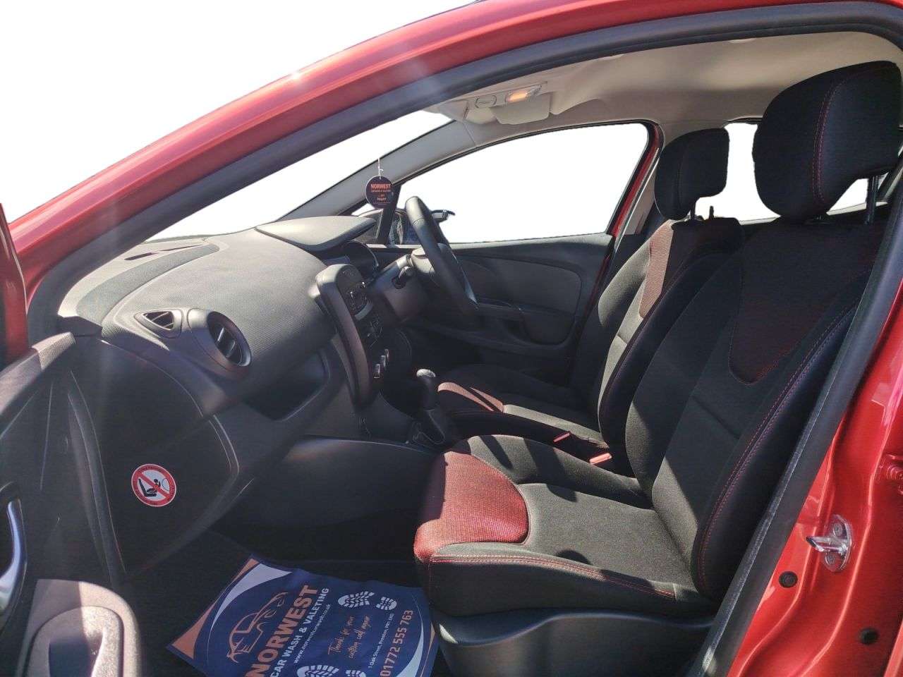 2015 RENAULT CLIO 2015 RENAULT CLIO