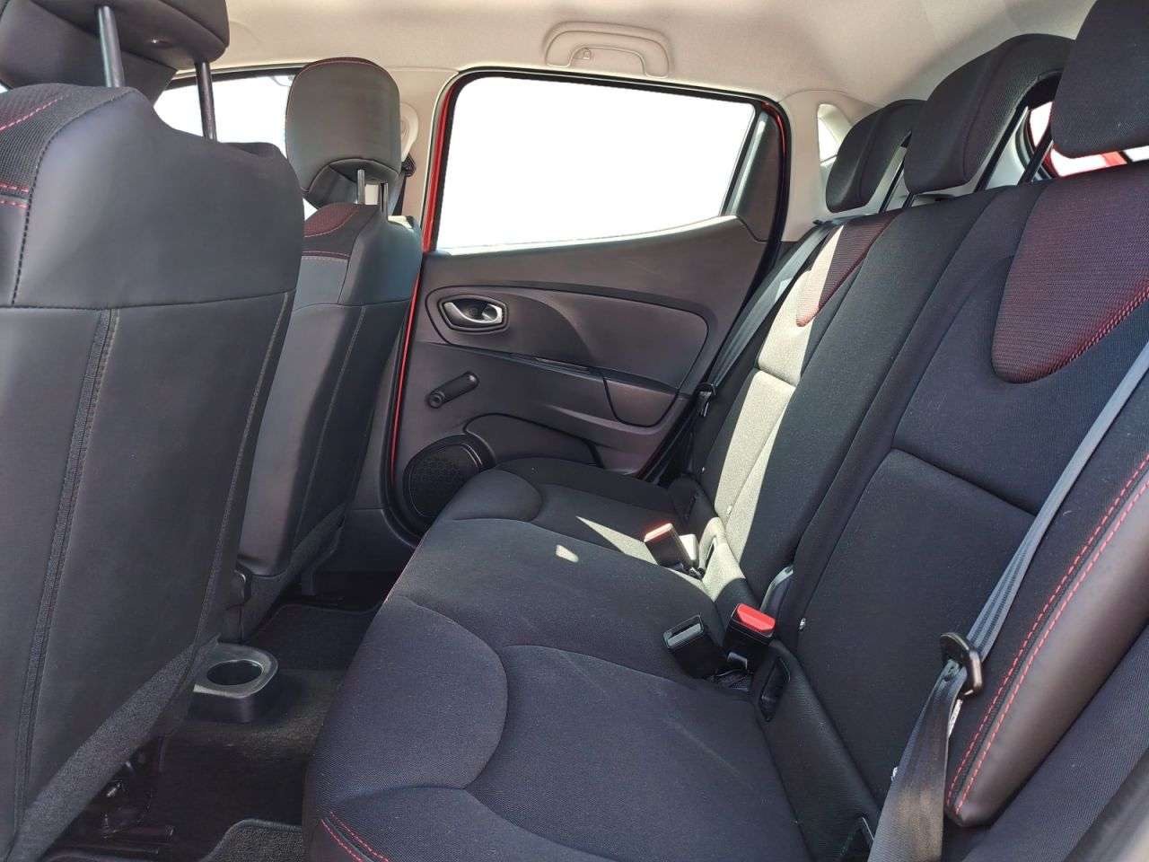 2015 RENAULT CLIO 2015 RENAULT CLIO