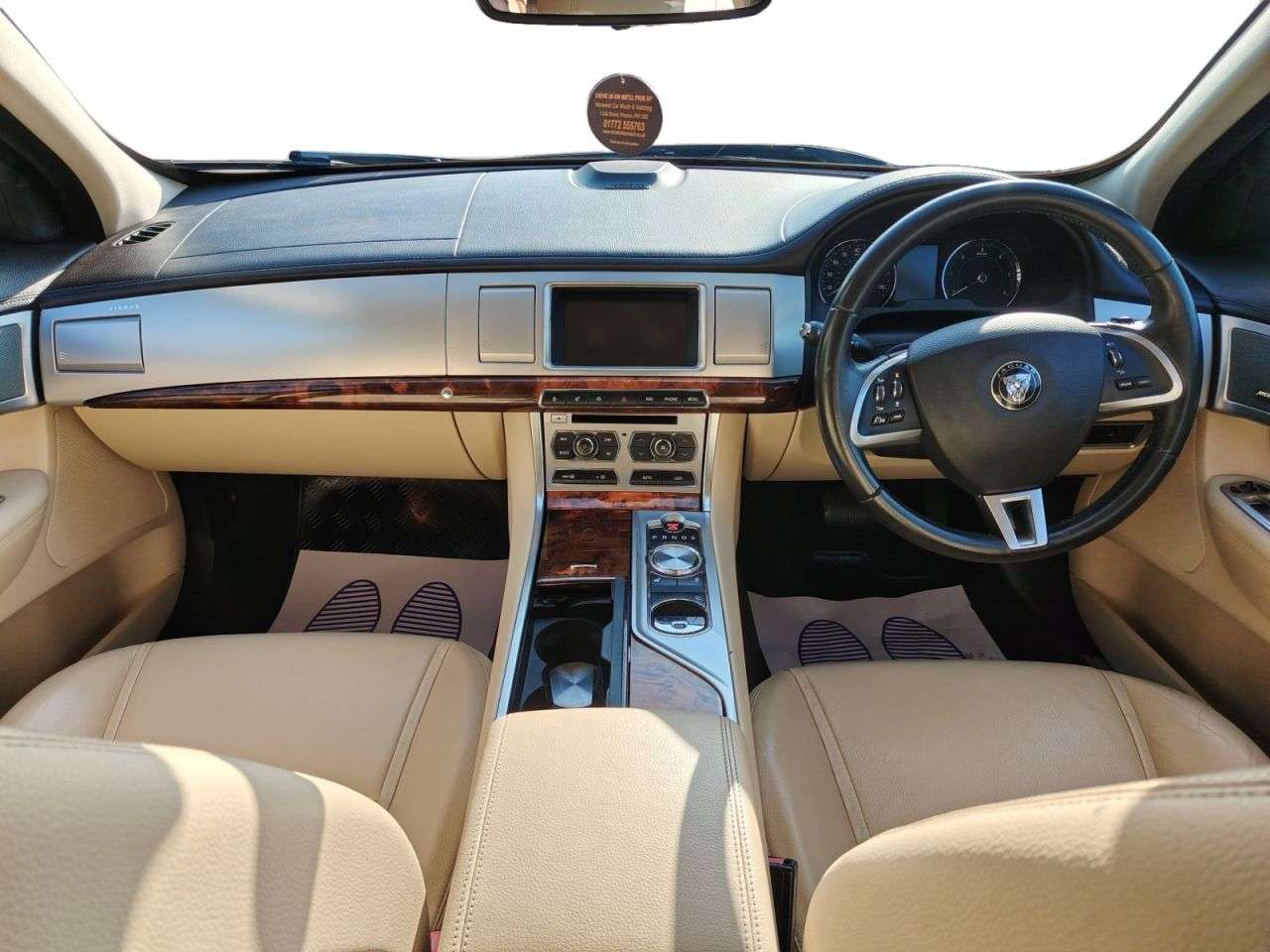 2014 JAGUAR XF 2014 JAGUAR XF