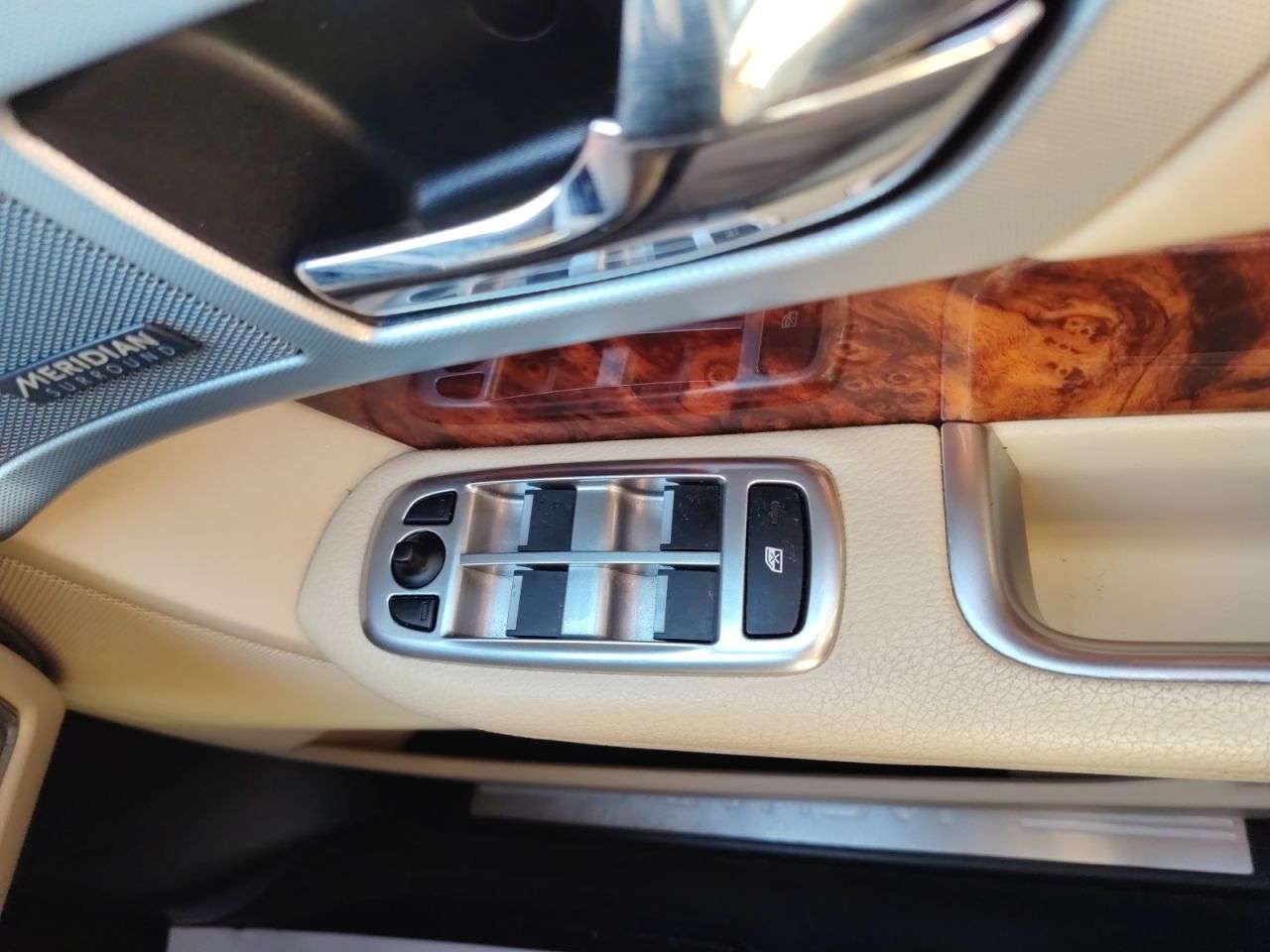 2014 JAGUAR XF 2014 JAGUAR XF