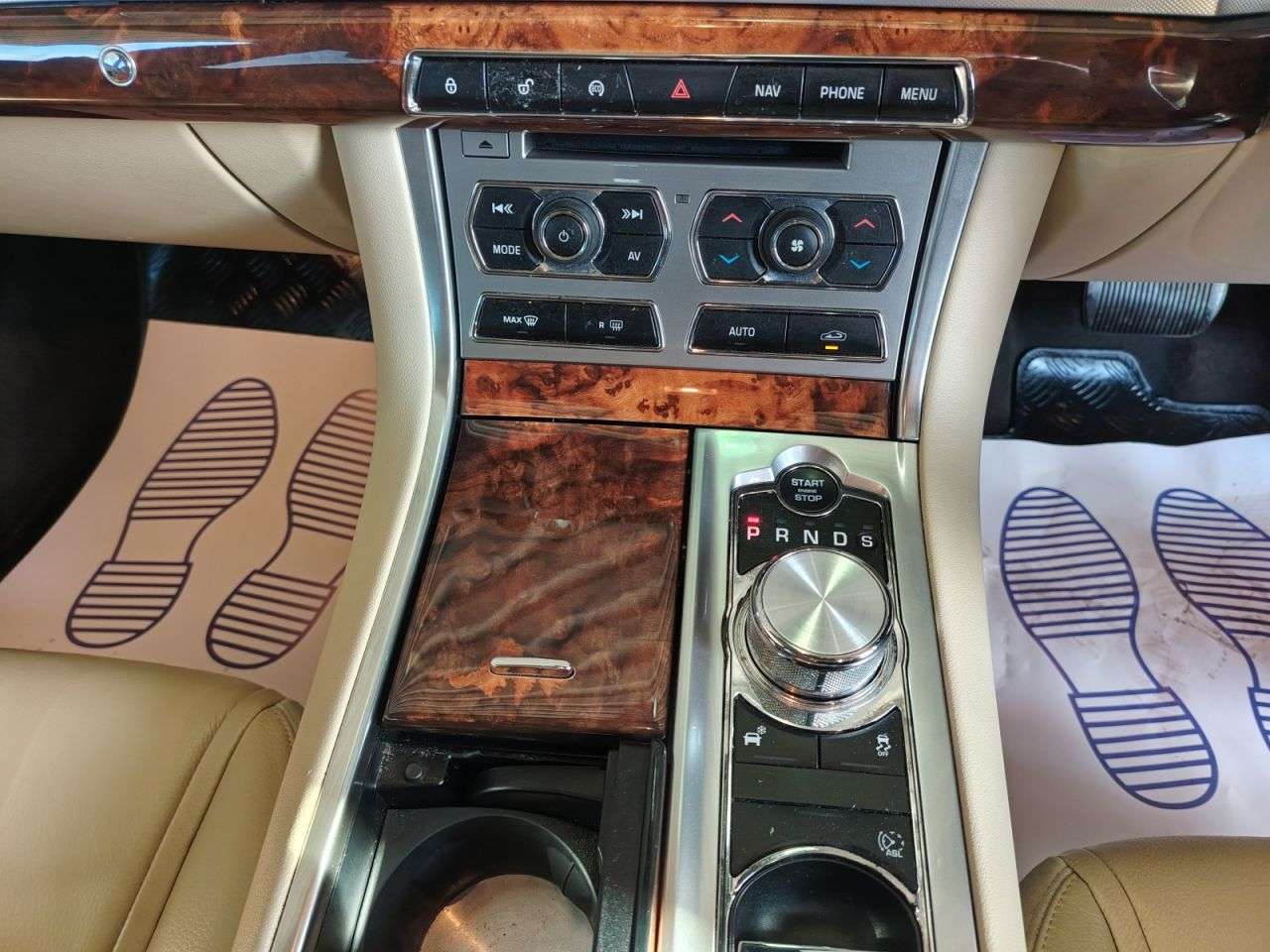 2014 JAGUAR XF 2014 JAGUAR XF