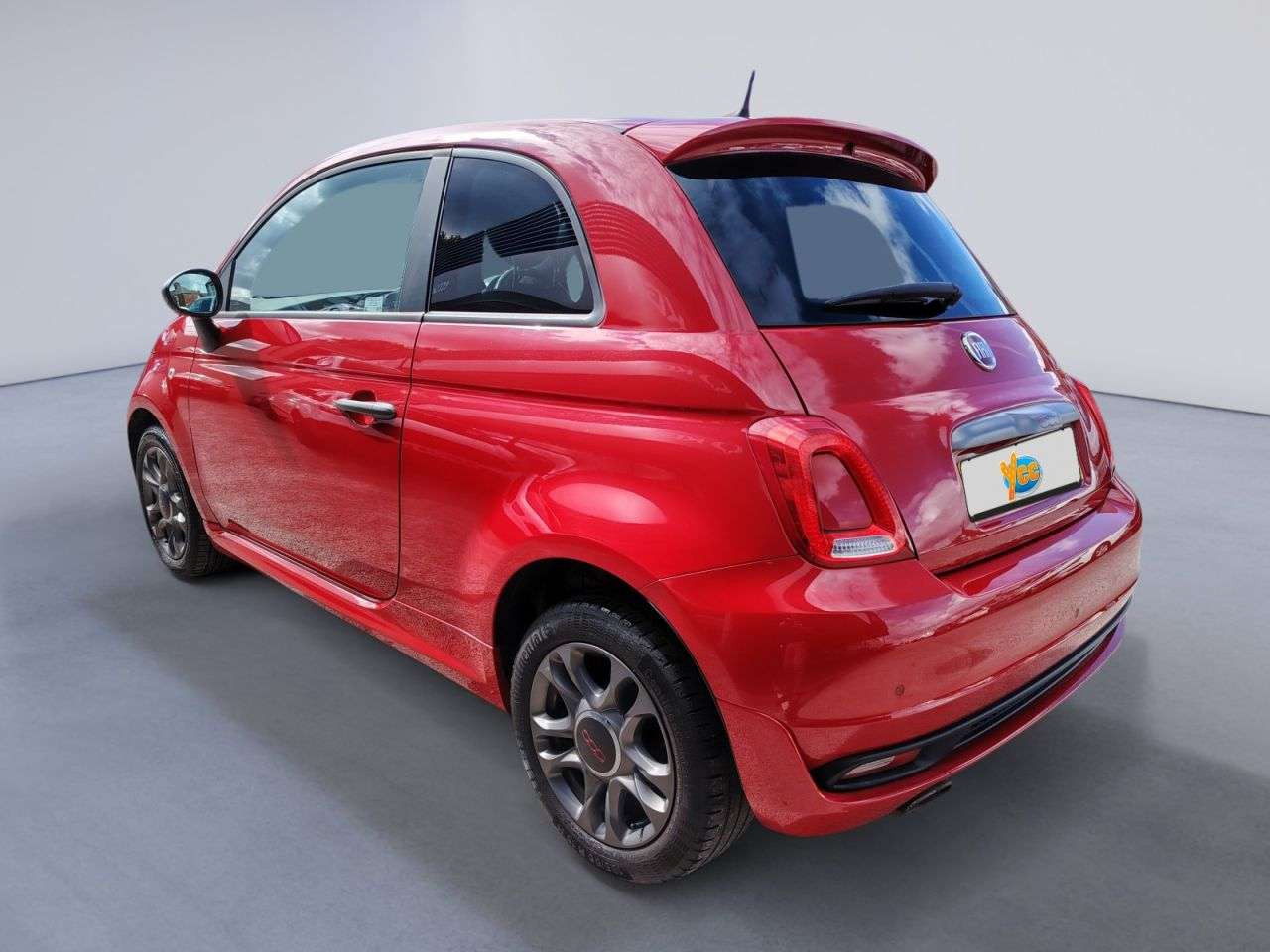 2018 FIAT 500 2018 FIAT 500