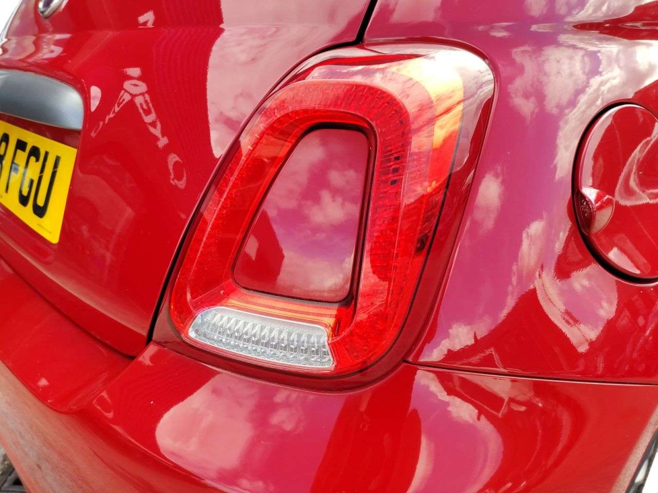 2018 FIAT 500 2018 FIAT 500