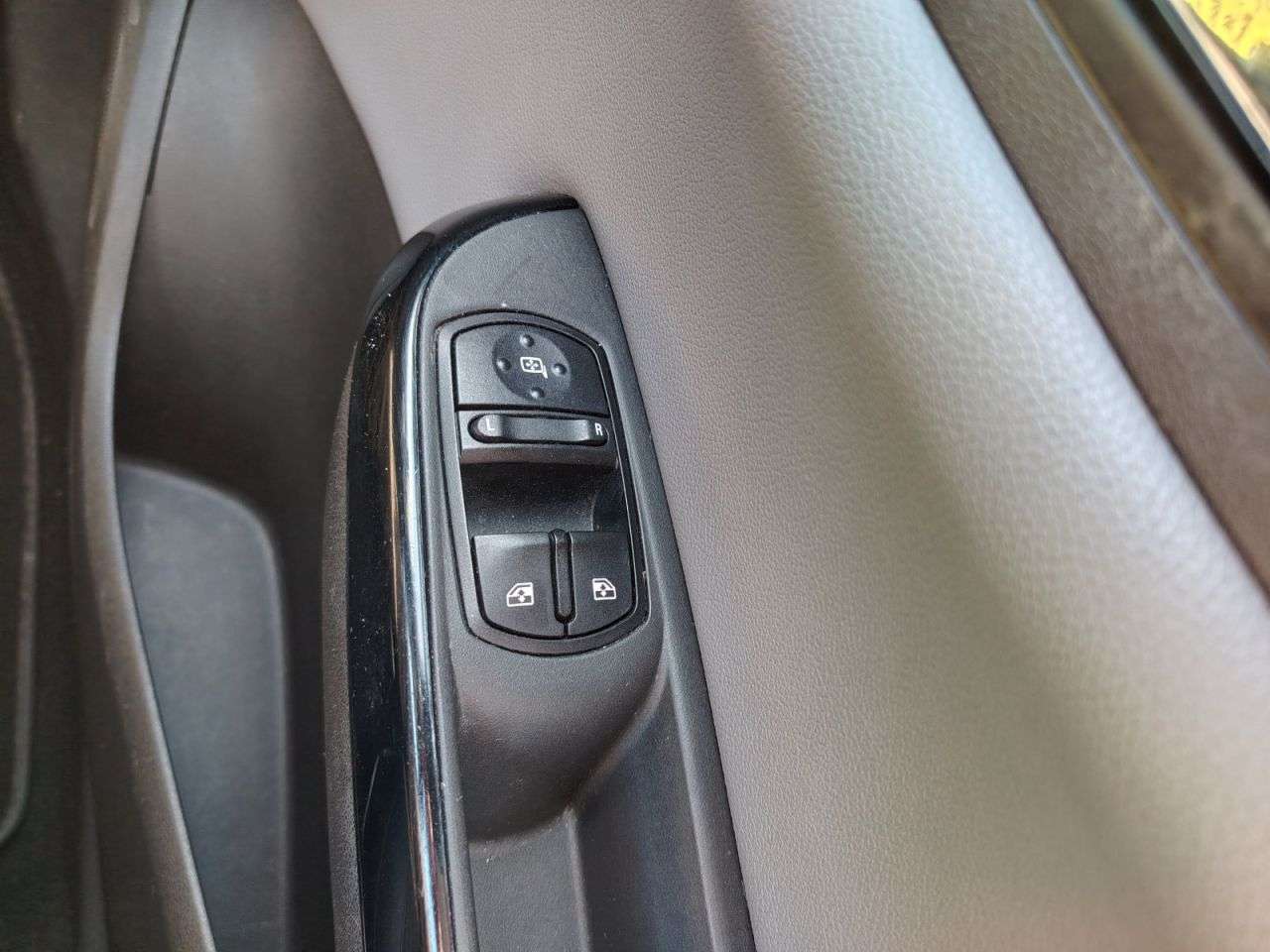 2015 VAUXHALL CORSA 2015 VAUXHALL CORSA
