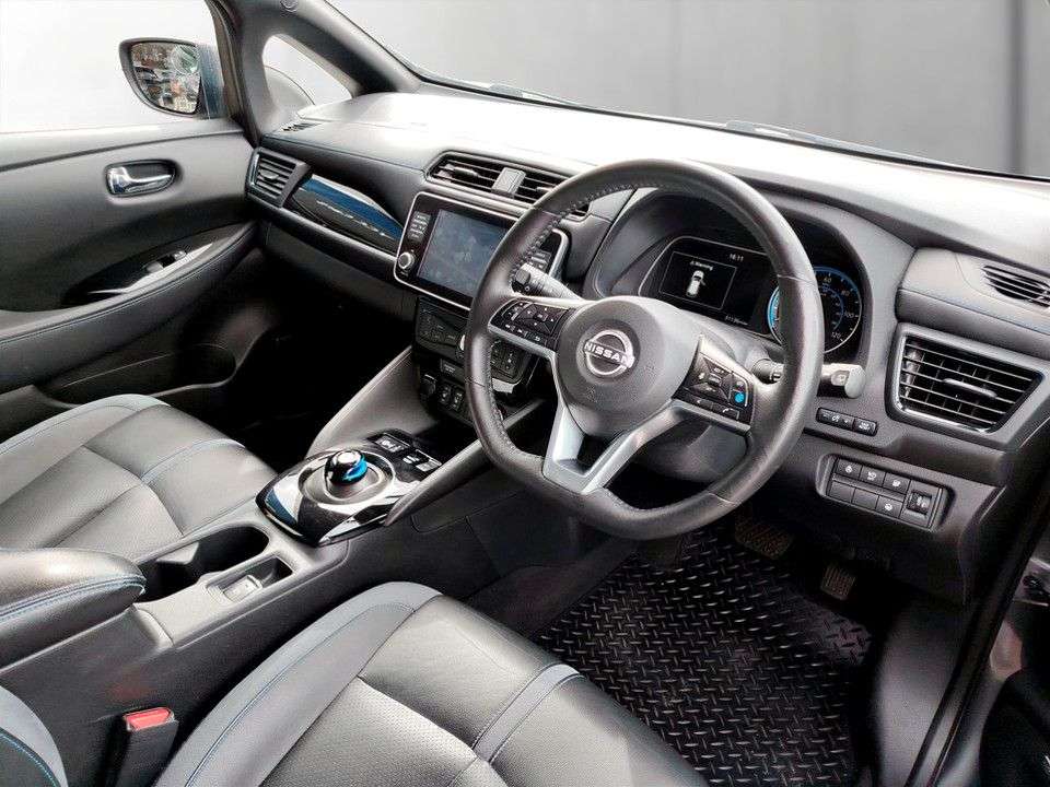 2023 NISSAN LEAF 2023 NISSAN LEAF