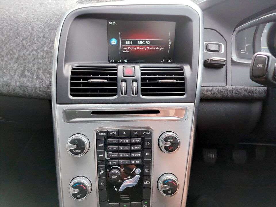 2016 VOLVO XC60 2016 VOLVO XC60