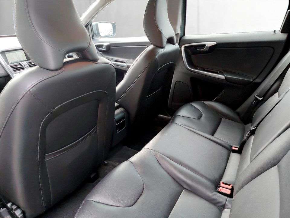 2016 VOLVO XC60 2016 VOLVO XC60