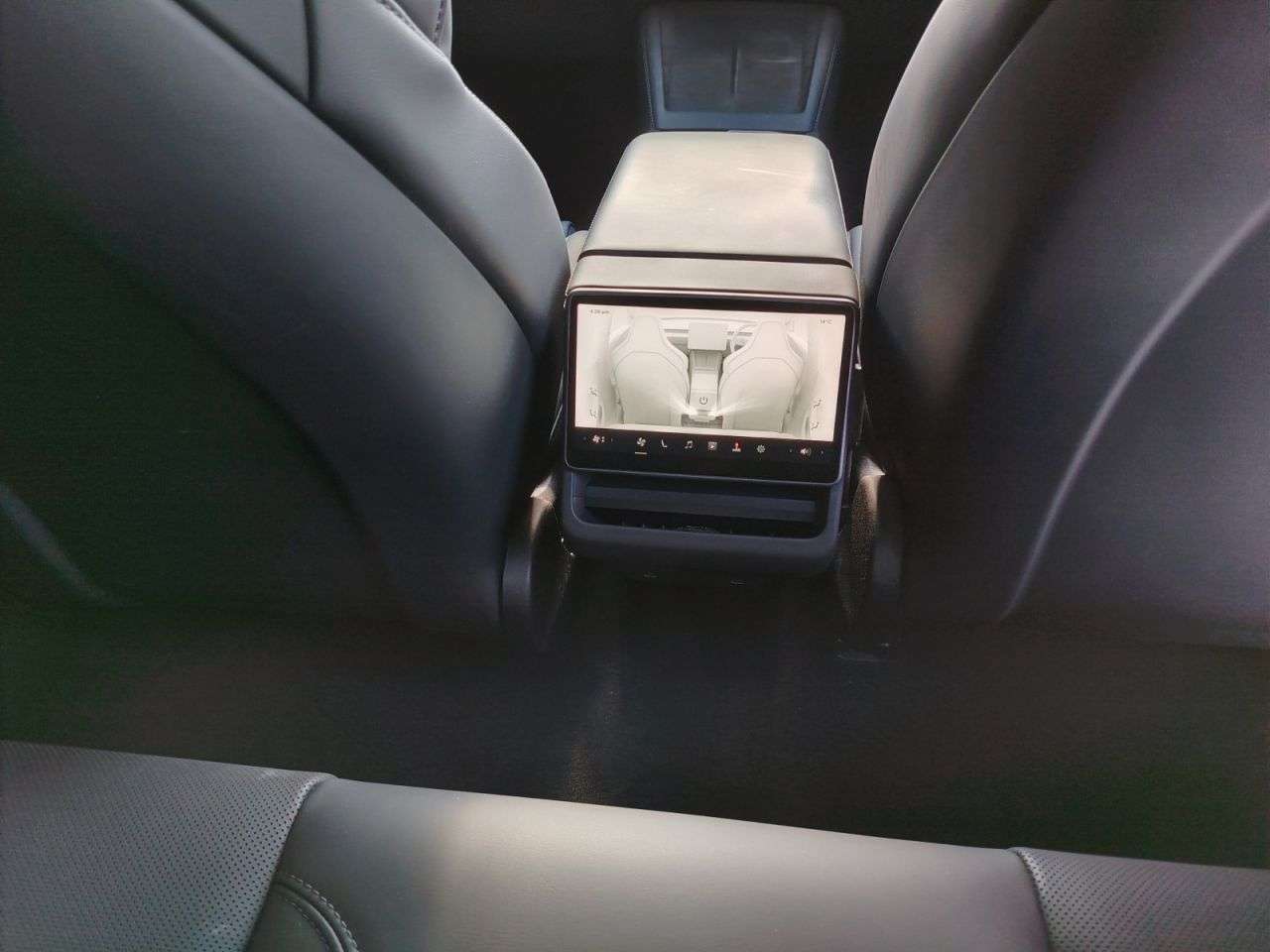 2025 TESLA MODEL 3 2025 TESLA MODEL 3