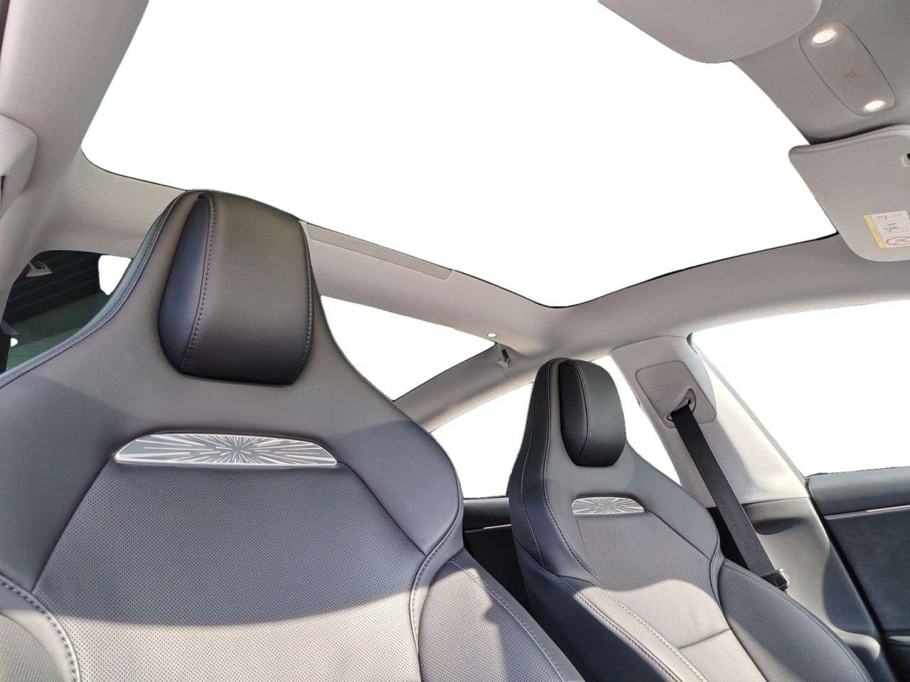 2025 TESLA MODEL 3 2025 TESLA MODEL 3