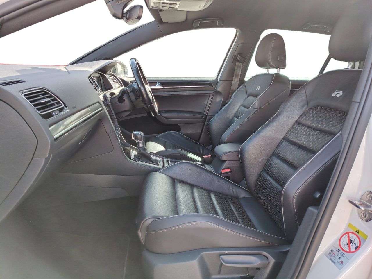 2017 VOLKSWAGEN GOLF 2017 VOLKSWAGEN GOLF