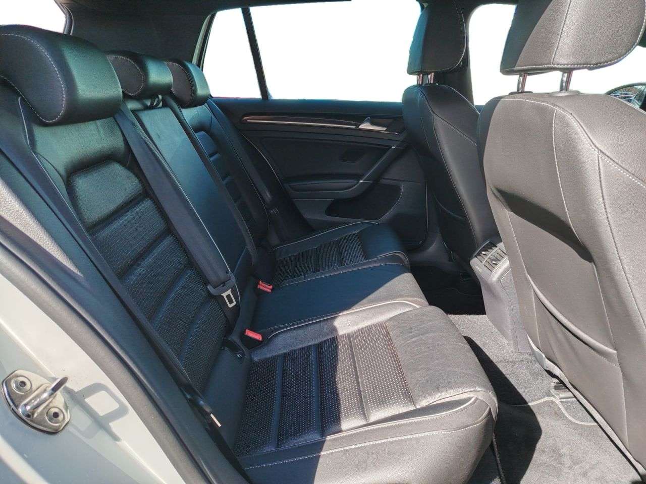 2017 VOLKSWAGEN GOLF 2017 VOLKSWAGEN GOLF