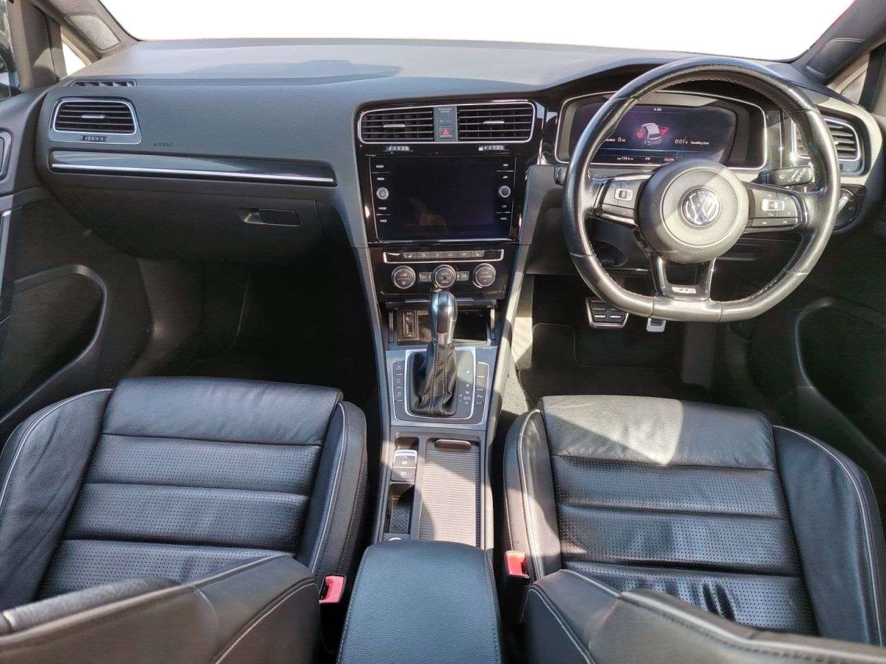 2017 VOLKSWAGEN GOLF 2017 VOLKSWAGEN GOLF