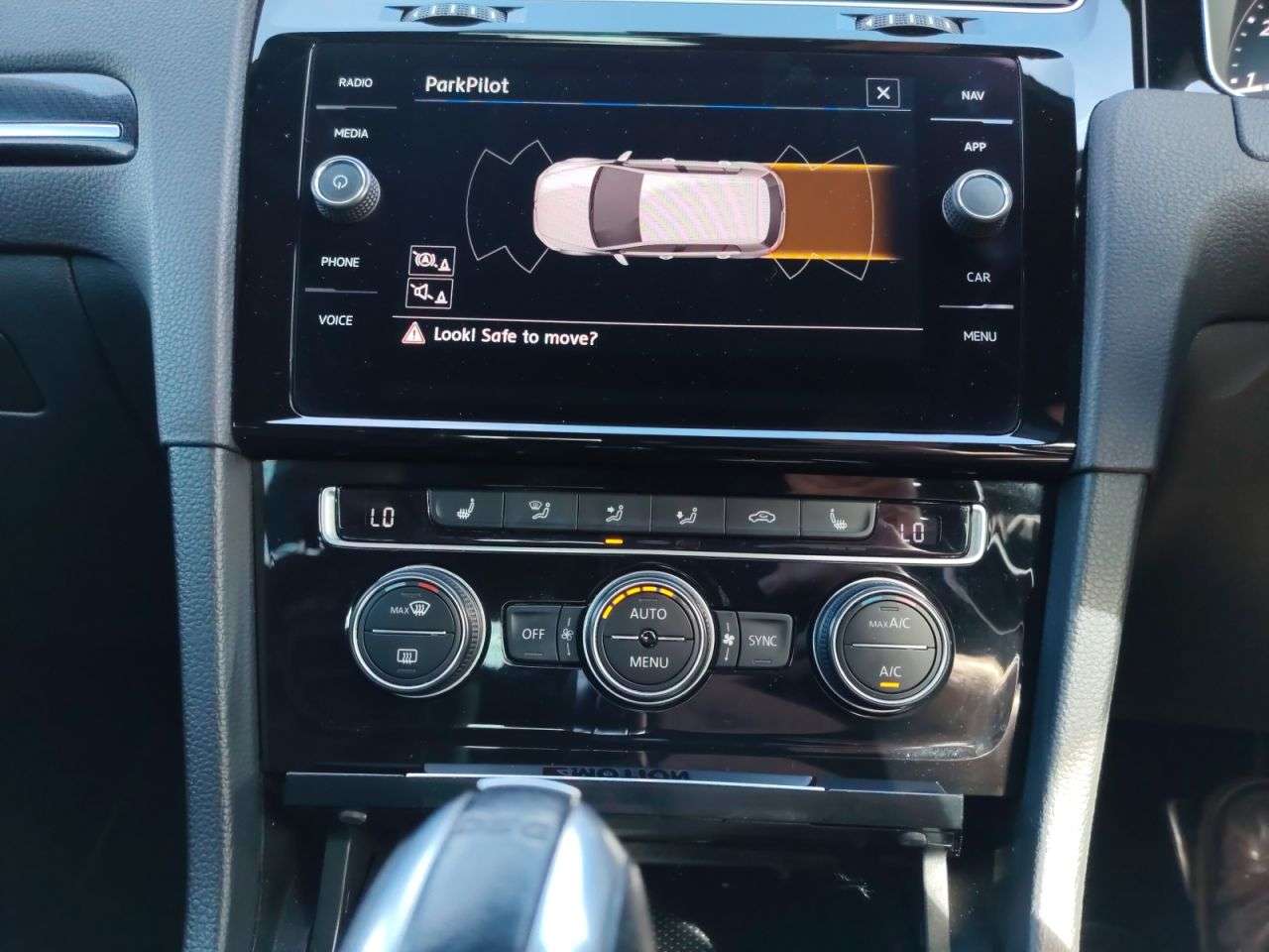 2017 VOLKSWAGEN GOLF 2017 VOLKSWAGEN GOLF