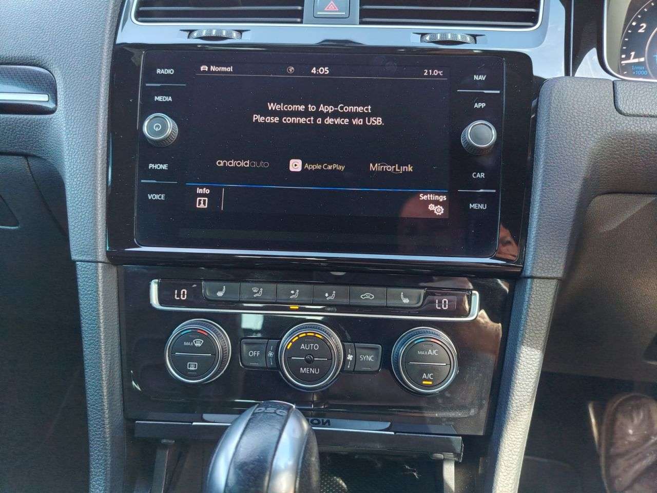 2017 VOLKSWAGEN GOLF 2017 VOLKSWAGEN GOLF