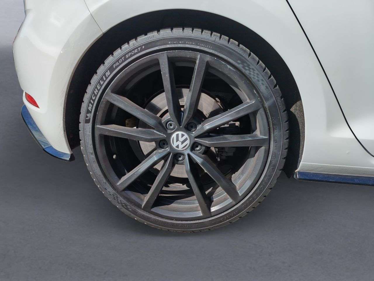 2017 VOLKSWAGEN GOLF 2017 VOLKSWAGEN GOLF