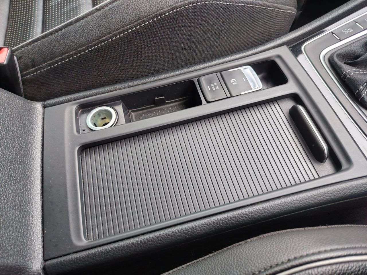 2017 VOLKSWAGEN GOLF 2017 VOLKSWAGEN GOLF