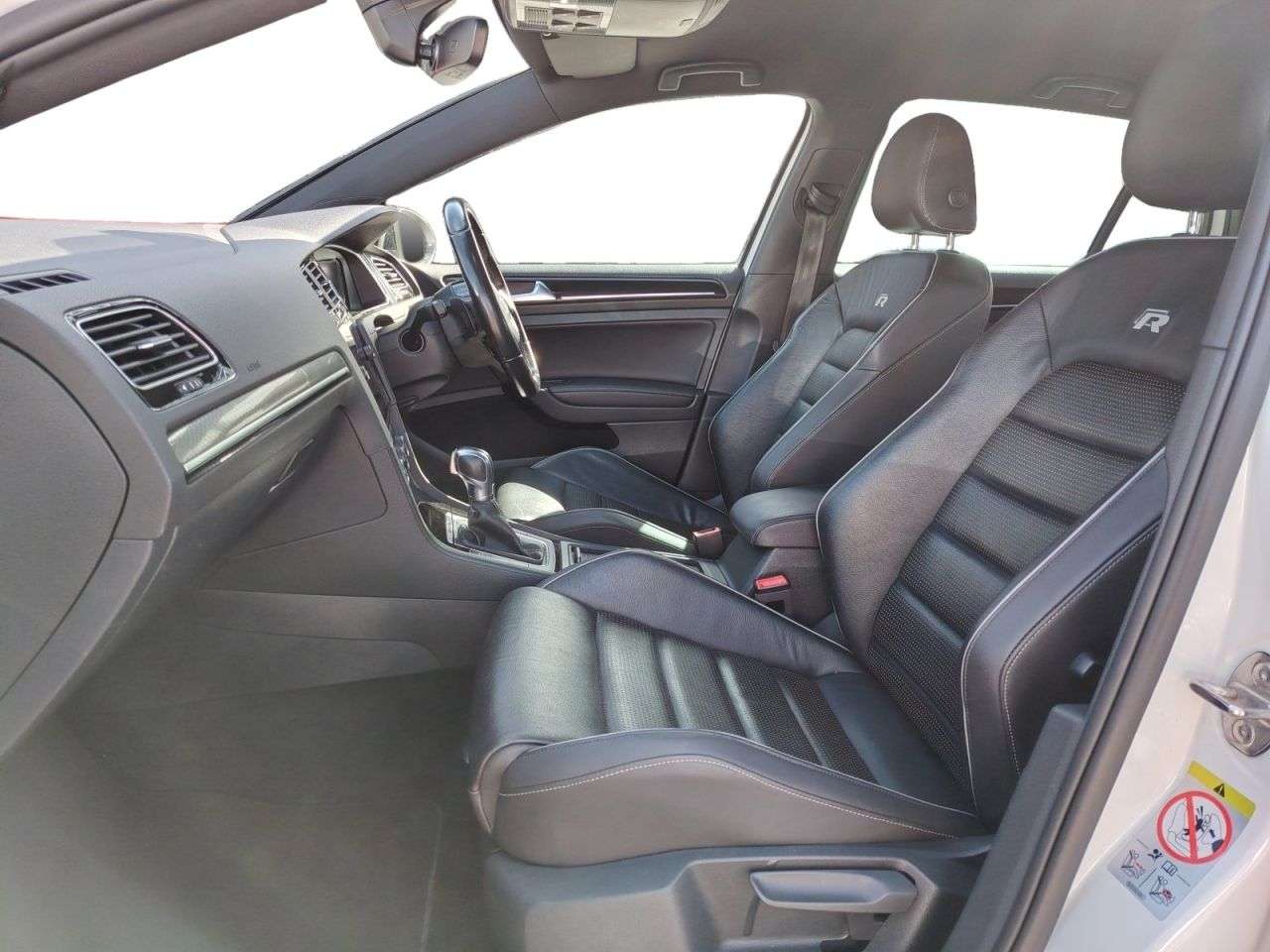 2017 VOLKSWAGEN GOLF 2017 VOLKSWAGEN GOLF