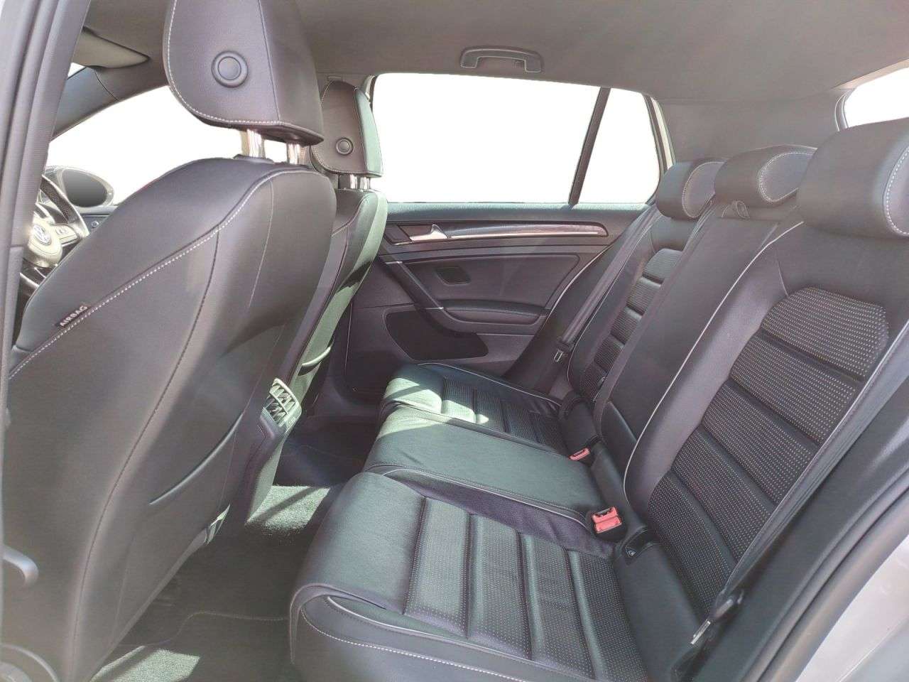 2017 VOLKSWAGEN GOLF 2017 VOLKSWAGEN GOLF