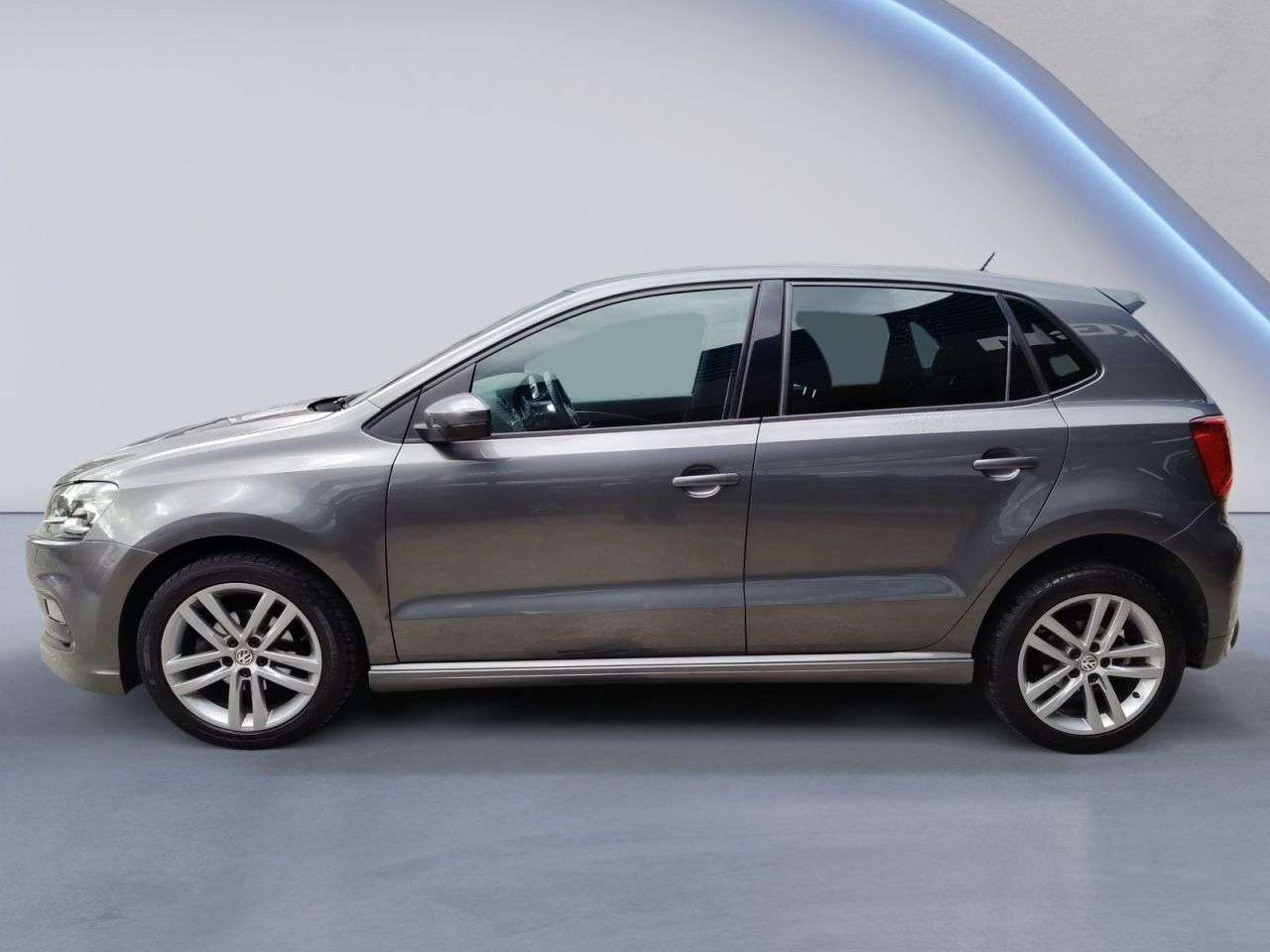 A 2016 VOLKSWAGEN POLO 1.2 TSI BlueMotion Tech R-Line Hatchback 5dr Petrol Manual Euro 6 (s/s) (90 A 2016 VOLKSWAGEN POLO 1.2 TSI BlueMotion Tech R-Line Hatchback 5dr Petrol Manual Euro 6 (s/s) (90