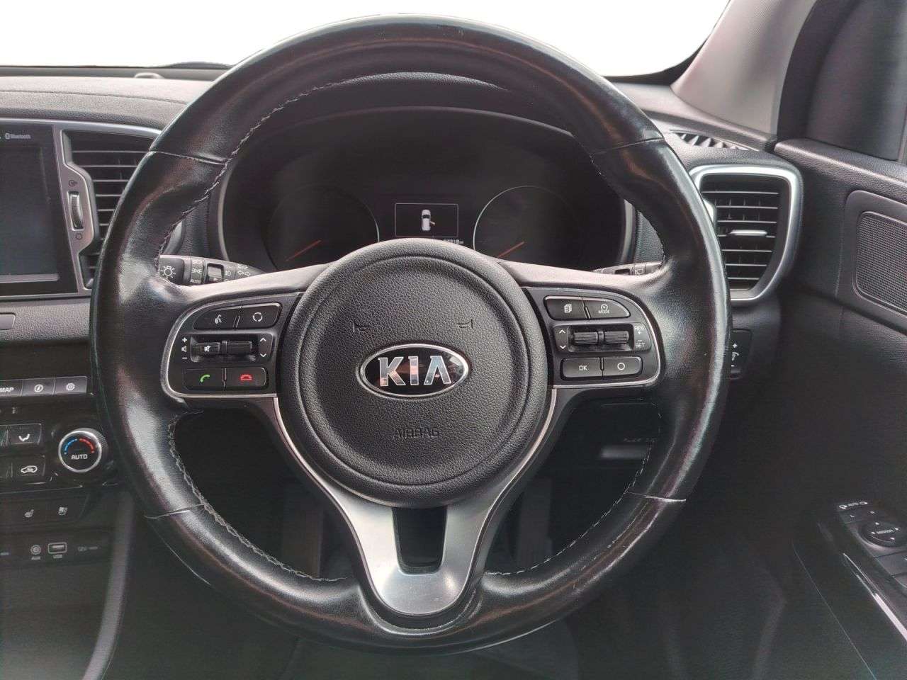 2017 KIA SPORTAGE 2017 KIA SPORTAGE
