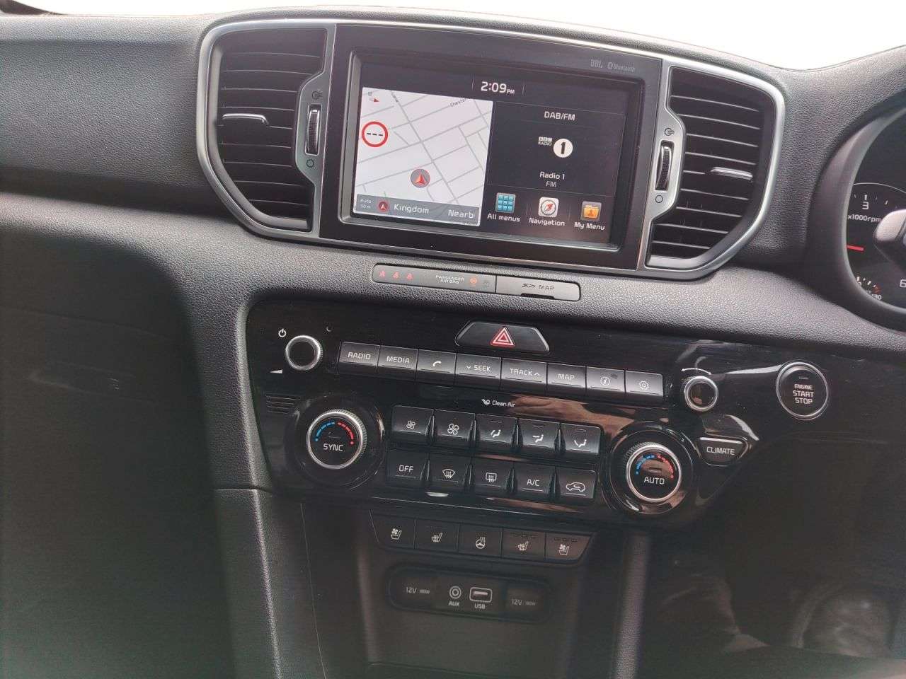2017 KIA SPORTAGE 2017 KIA SPORTAGE