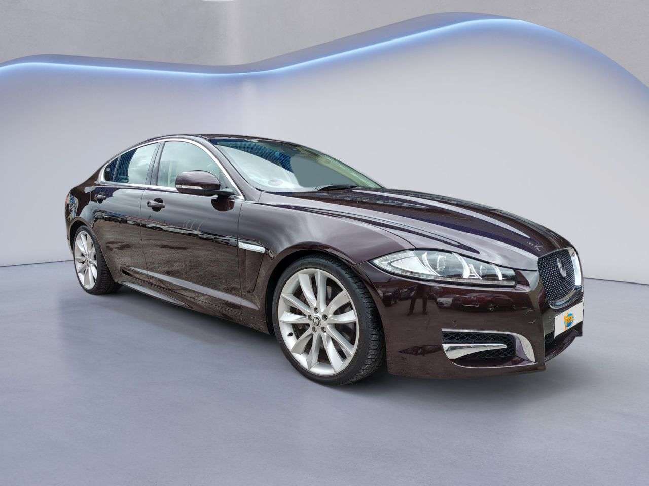 A 2013 JAGUAR XF 3.0d S V6 Portfolio Saloon 4dr Diesel Auto Euro 5 (s/s) (275 ps) 9 STAMP FU A 2013 JAGUAR XF 3.0d S V6 Portfolio Saloon 4dr Diesel Auto Euro 5 (s/s) (275 ps) 9 STAMP FU