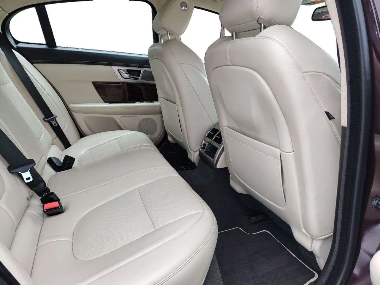 2013 JAGUAR XF 2013 JAGUAR XF