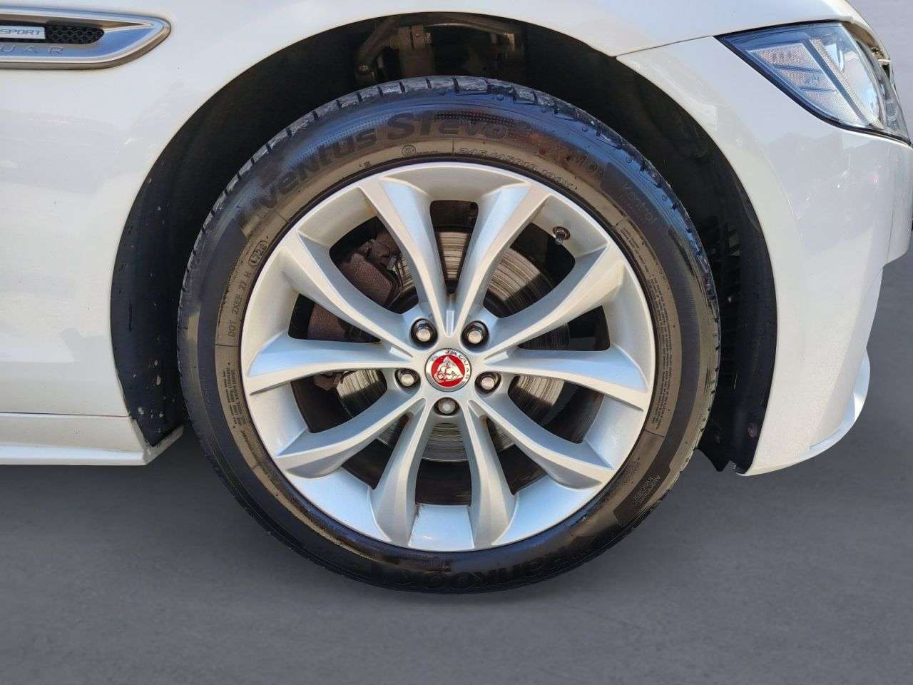 2017 JAGUAR XF 2017 JAGUAR XF