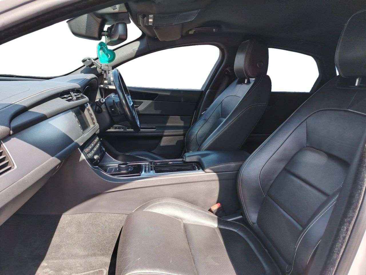 2017 JAGUAR XF 2017 JAGUAR XF