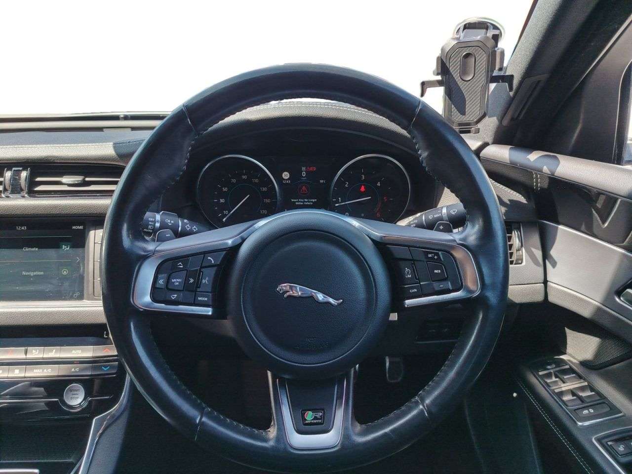 2017 JAGUAR XF 2017 JAGUAR XF