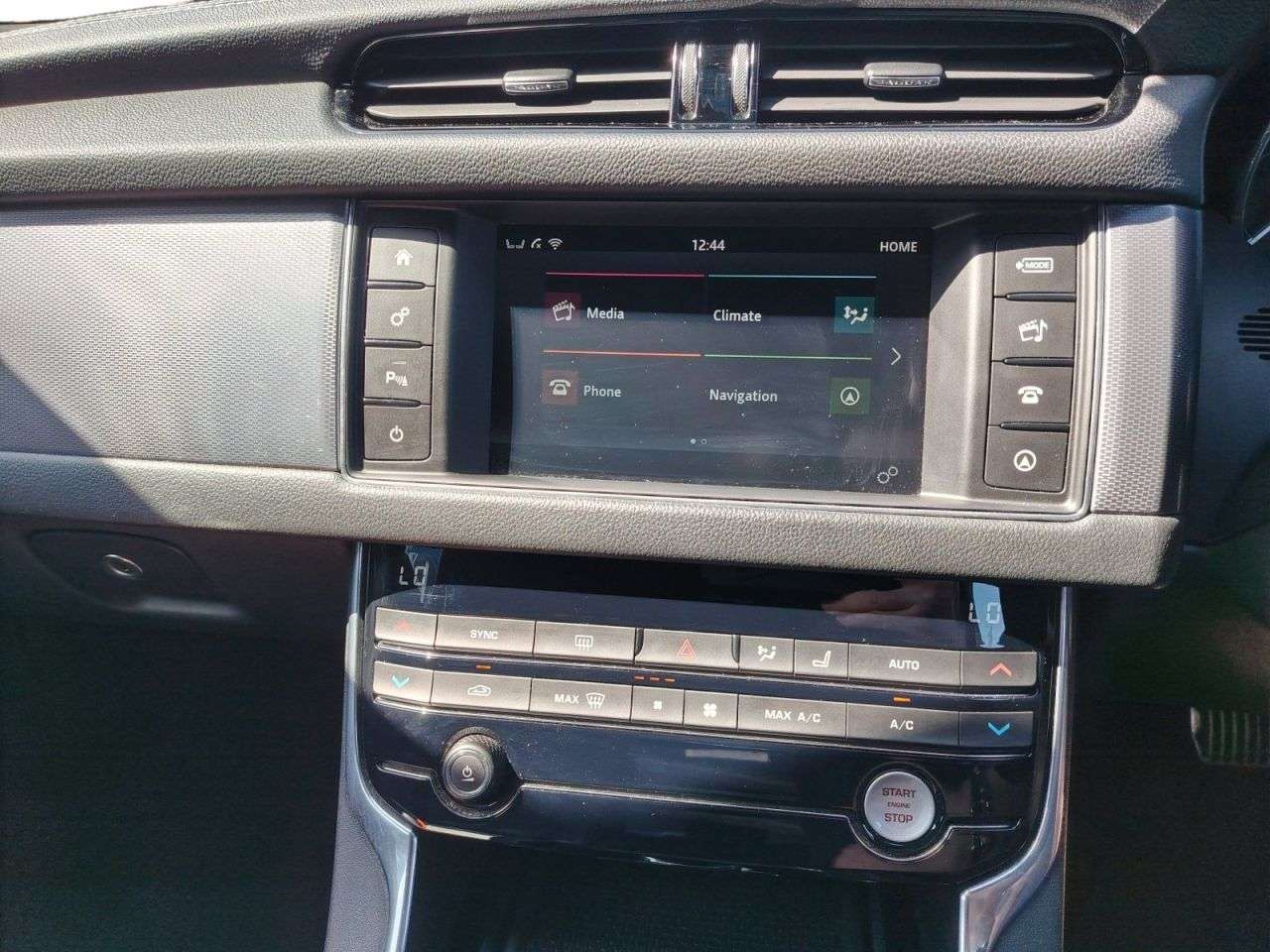 2017 JAGUAR XF 2017 JAGUAR XF