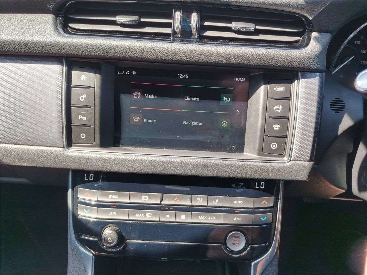 2017 JAGUAR XF 2017 JAGUAR XF