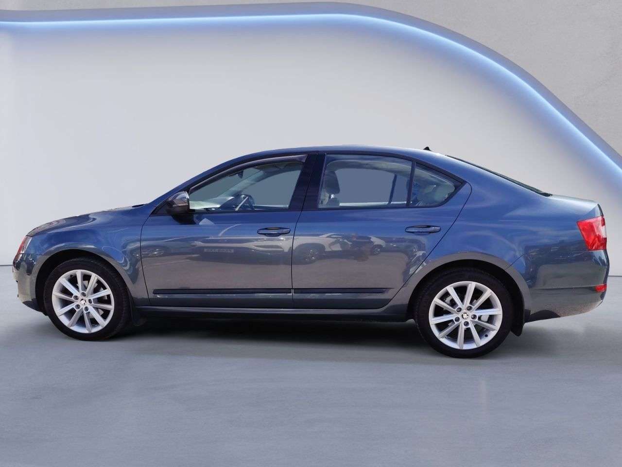 A 2015 SKODA OCTAVIA 1.4 TSI Elegance Hatchback 5dr Petrol DSG Euro 5 (s/s) (140 ps) 7 STAMP FUL A 2015 SKODA OCTAVIA 1.4 TSI Elegance Hatchback 5dr Petrol DSG Euro 5 (s/s) (140 ps) 7 STAMP FUL
