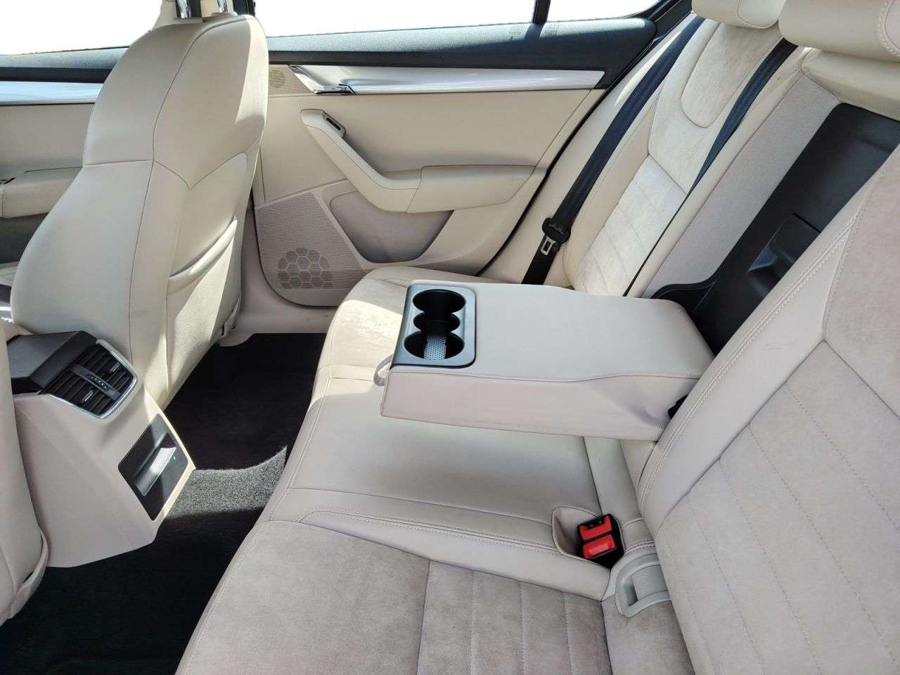 2015 SKODA OCTAVIA 2015 SKODA OCTAVIA