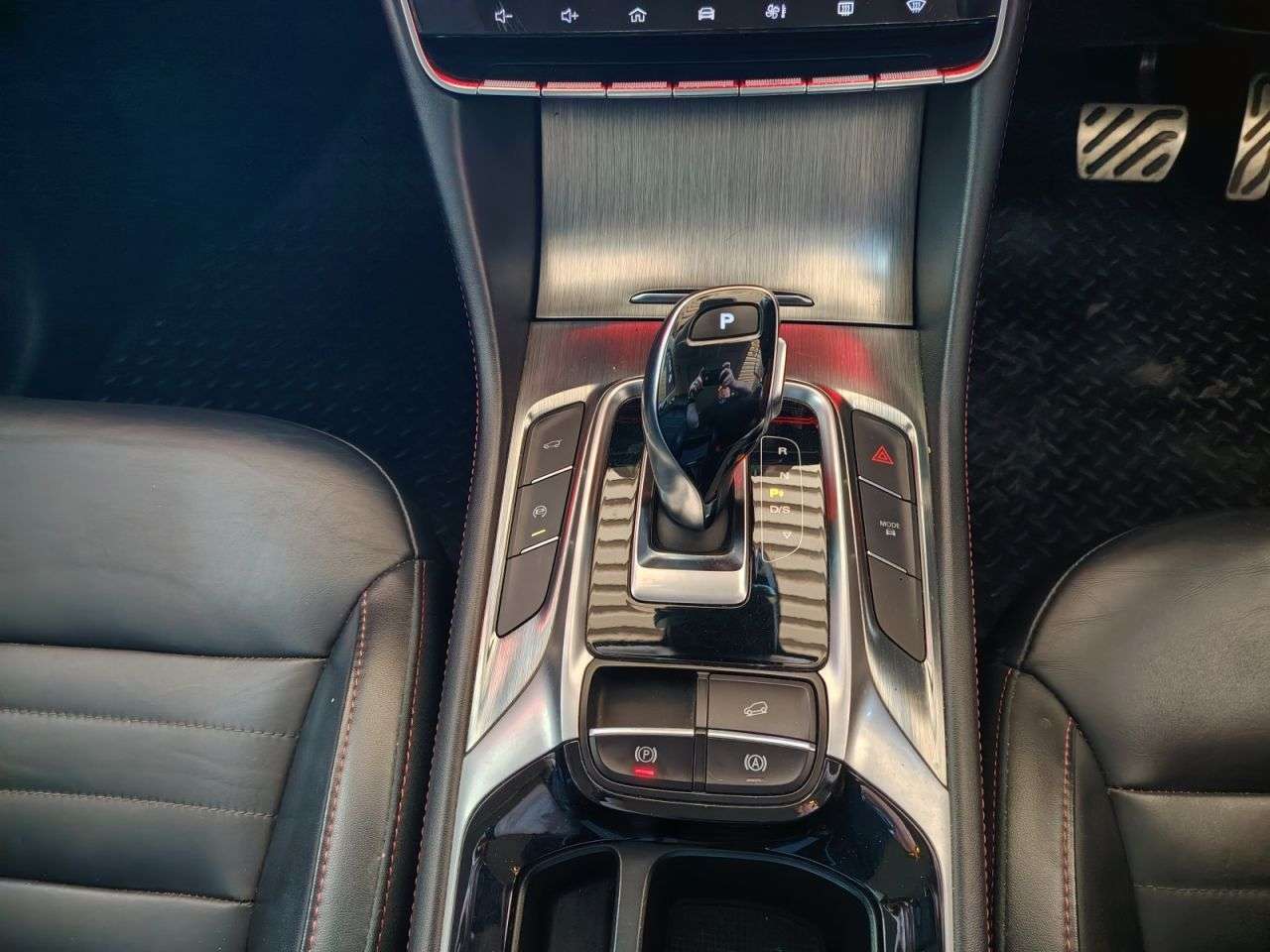 2021 MG HS 2021 MG HS