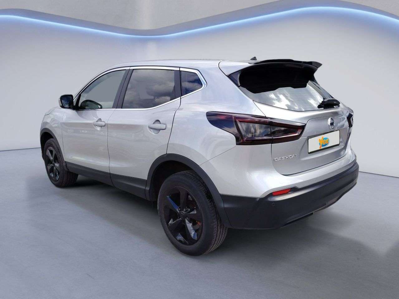 A 2017 NISSAN QASHQAI 1.5 dCi Acenta SUV 5dr Diesel Manual Euro 6 (s/s) (110 ps) 7 STAMP NISSAN F A 2017 NISSAN QASHQAI 1.5 dCi Acenta SUV 5dr Diesel Manual Euro 6 (s/s) (110 ps) 7 STAMP NISSAN F