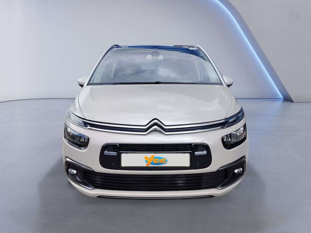 A 2017 CITROEN GRAND C4 PICASSO 2.0 BlueHDi Flair MPV 5dr Diesel EAT6 Euro 6 (s/s) (150 ps) 9 STAMP FULL SE A 2017 CITROEN GRAND C4 PICASSO 2.0 BlueHDi Flair MPV 5dr Diesel EAT6 Euro 6 (s/s) (150 ps) 9 STAMP FULL SE