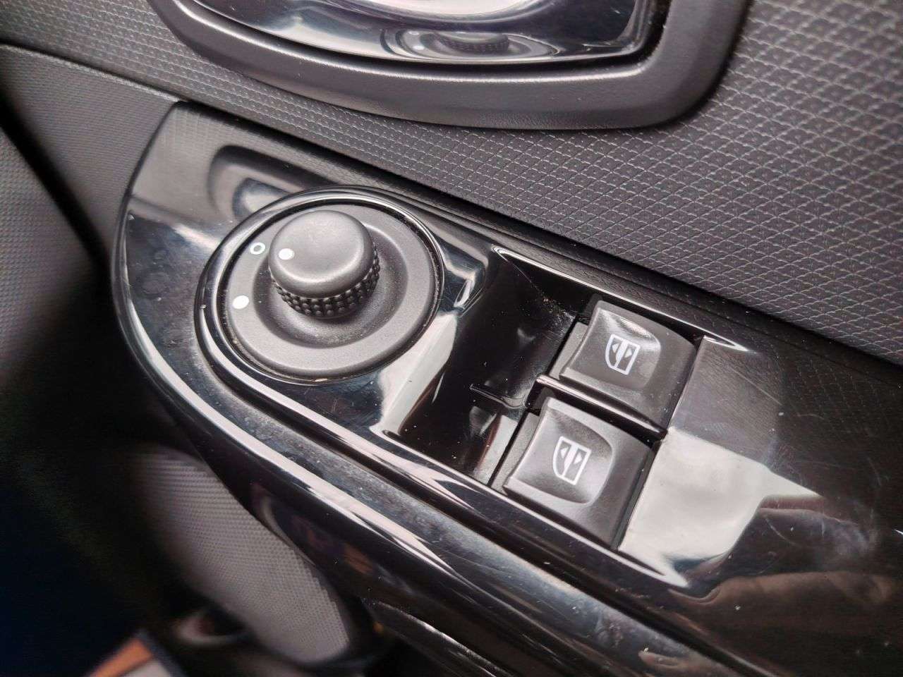 2014 RENAULT CLIO 2014 RENAULT CLIO