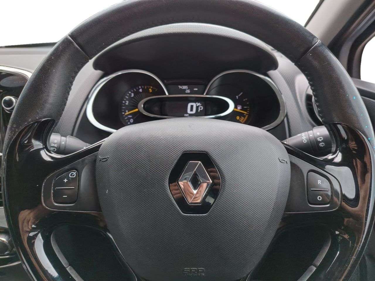 2014 RENAULT CLIO 2014 RENAULT CLIO