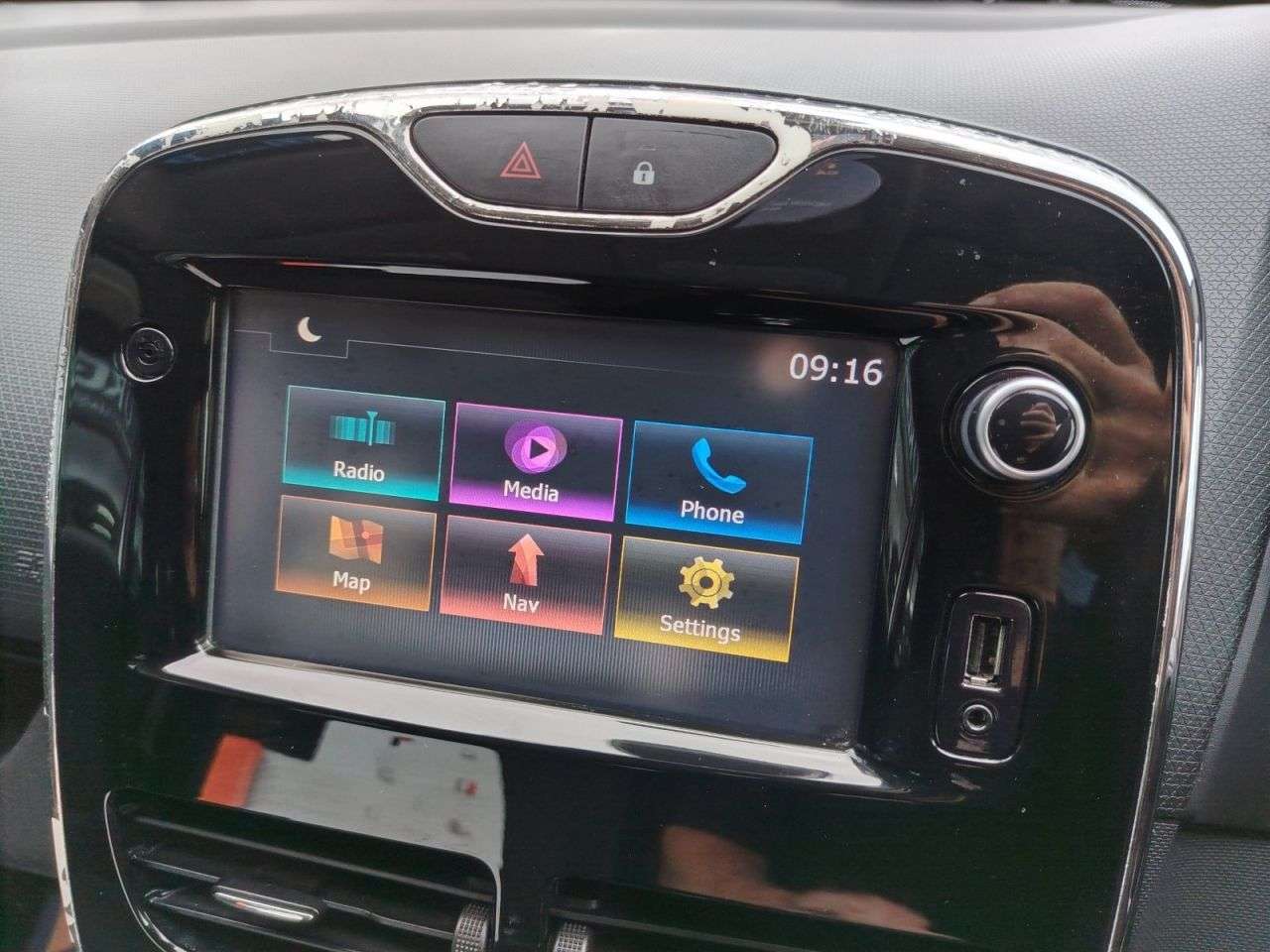 2014 RENAULT CLIO 2014 RENAULT CLIO