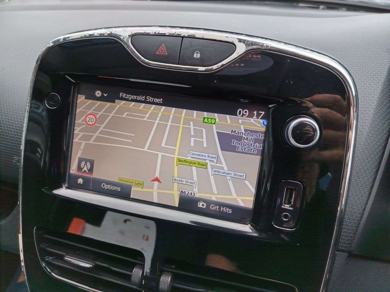 2014 RENAULT CLIO 2014 RENAULT CLIO