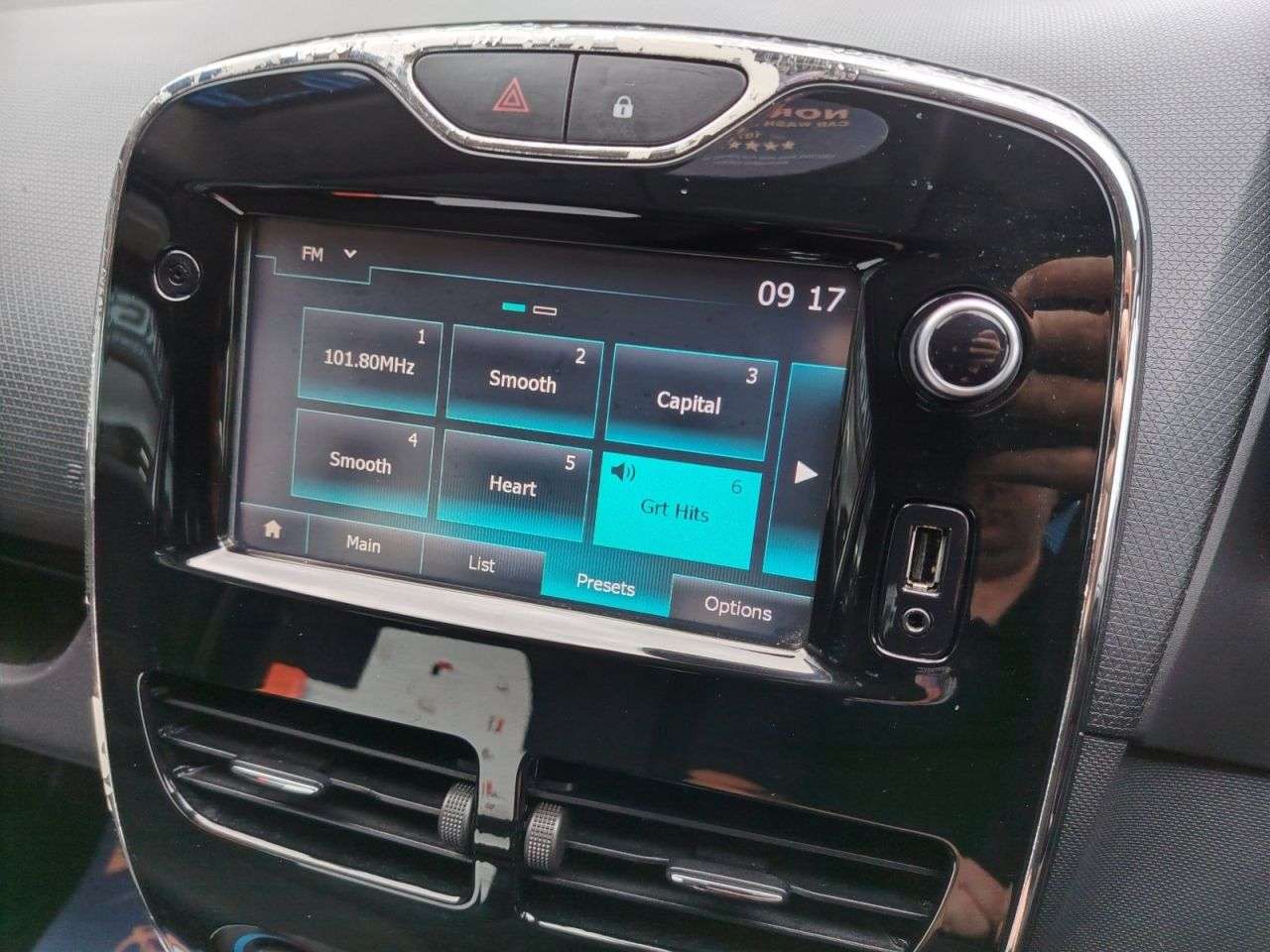 2014 RENAULT CLIO 2014 RENAULT CLIO
