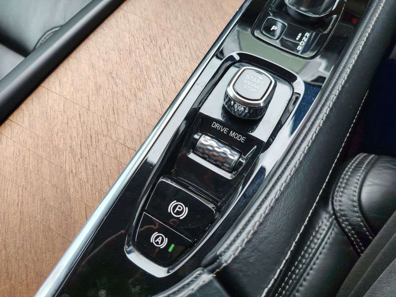 2017 VOLVO XC90 2017 VOLVO XC90