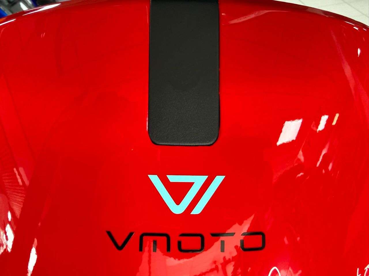 2026 VMOTO SUPER SOCO CUX 2026 VMOTO SUPER SOCO CUX